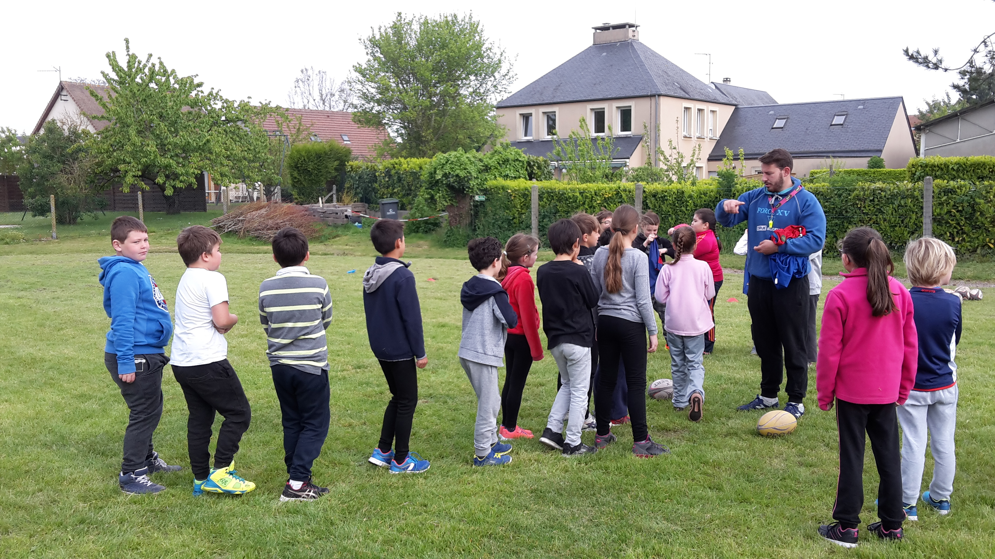 Les CE2 au Rugby