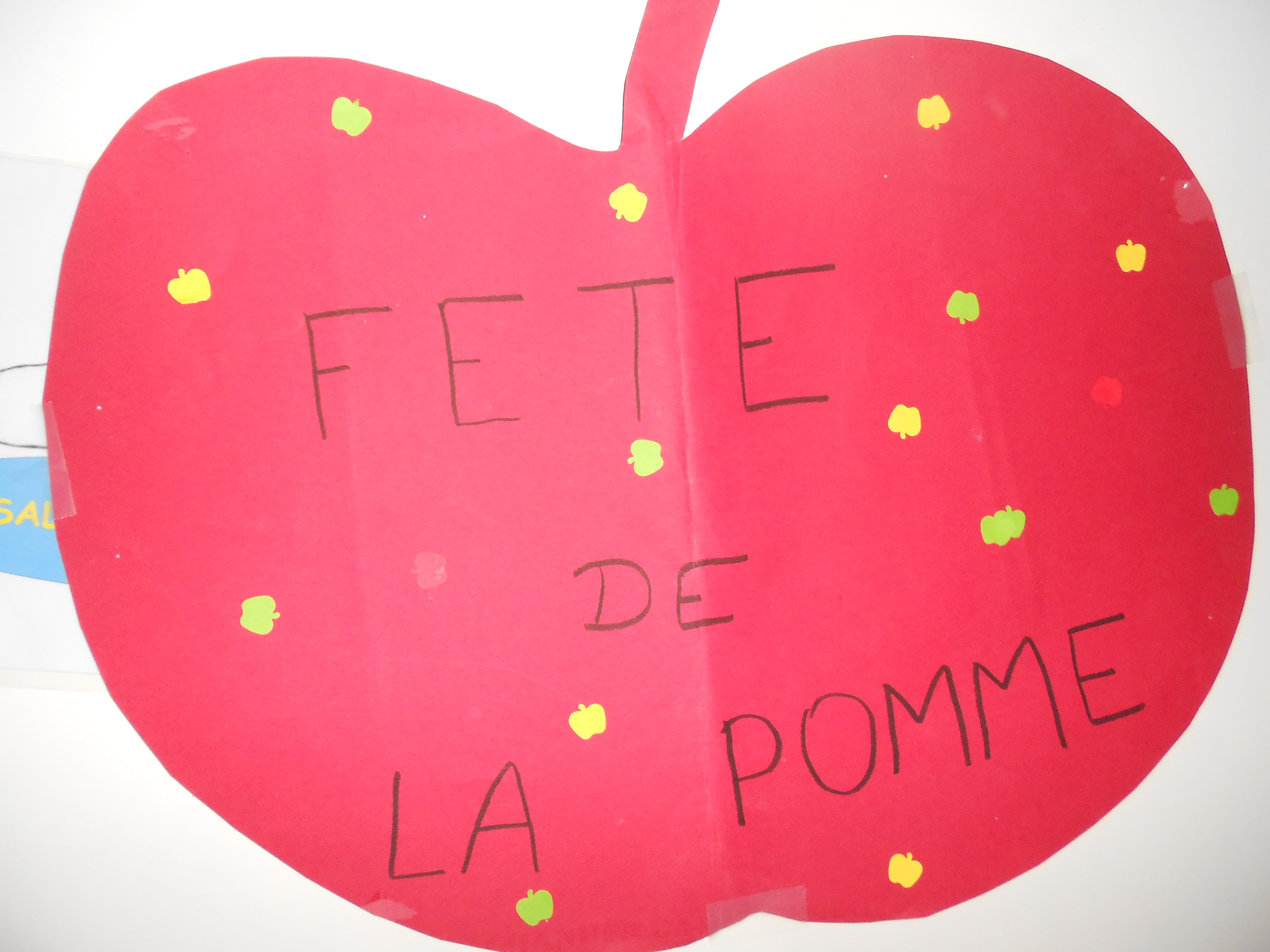 Petits chaussons aux pommes en PS MS Petits chaussons aux pommes en PS MS