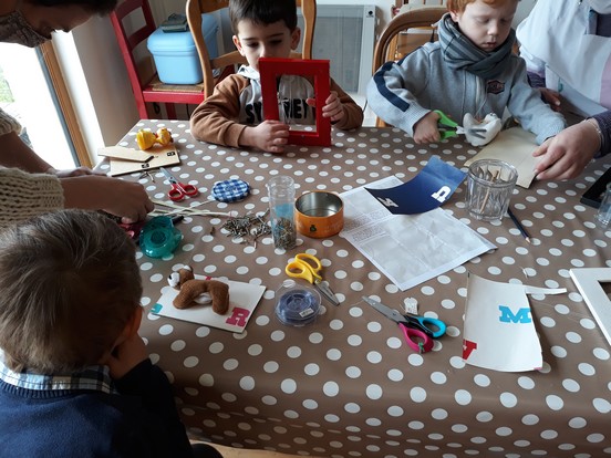 Visite et animation à la Coop 5 pour la classe de TPS/PS Visite et animation à la Coop 5 pour la classe de TPS/PS