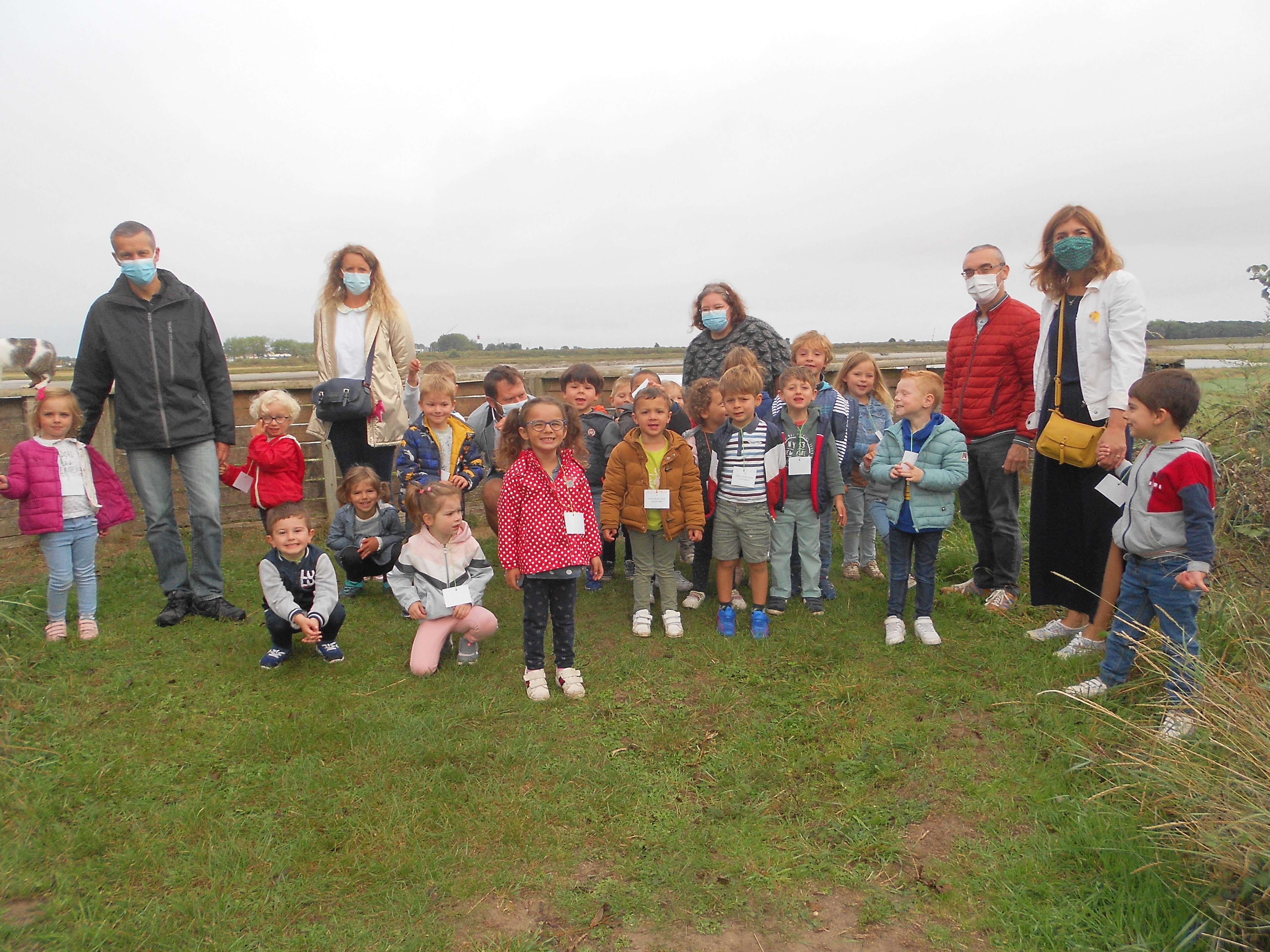 Balade artistique en baie de Sallenelles pour les PS MS Balade artistique en baie de Sallenelles pour les PS MS