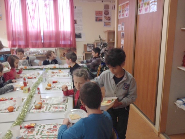 Repas de Noël dans les classes