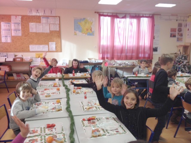 Repas de Noël dans les classes