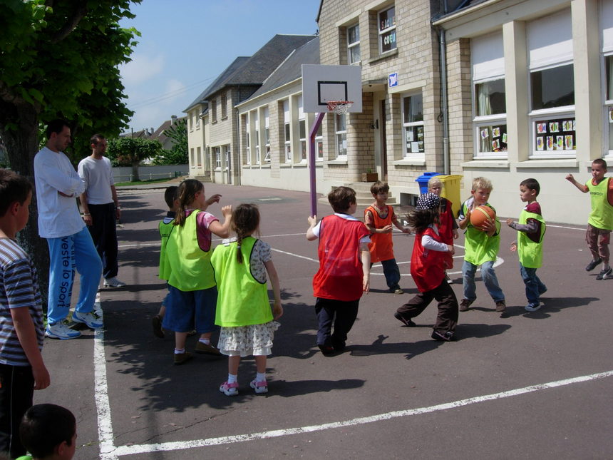 Troisième séance de basket!!