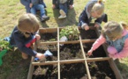 Les petits jardiniers