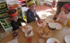 Les petits cuisiniers et les couleurs Les petits cuisiniers et les couleurs
