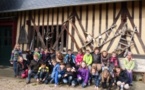 Les CP/CE1 en sortie scolaire à la boulangerie "Les co'pains" et à la chèvrerie