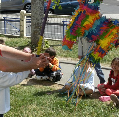 pinata 013.jpg pinata 013.jpg